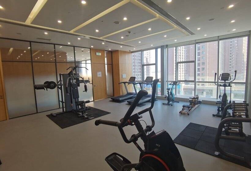 Отель Holiday Inn Express   Yantai Yeda, An Ihg