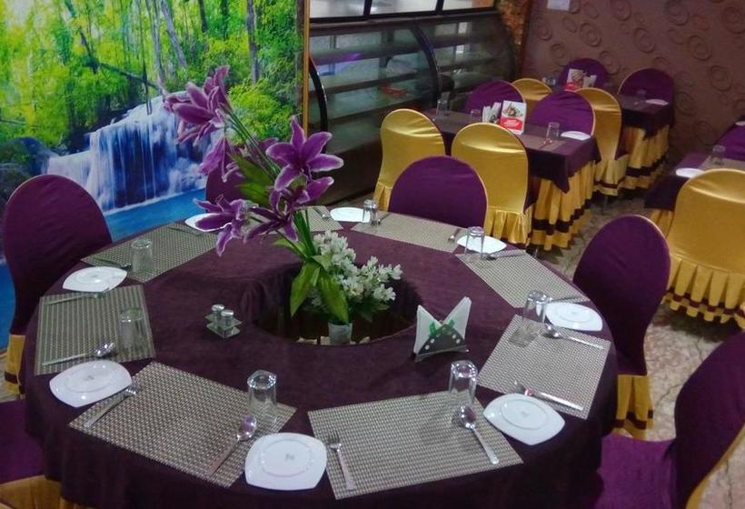 ホテル N S International