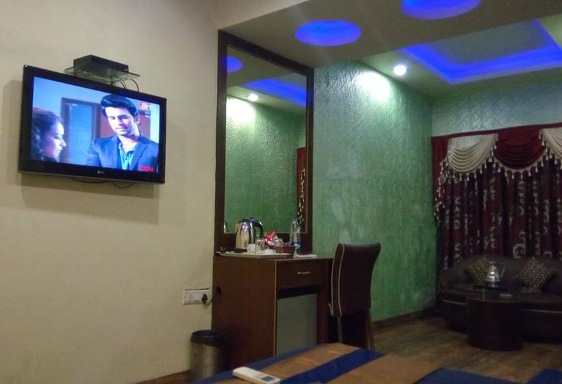 ホテル N S International