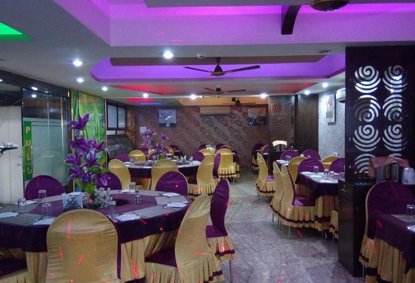 ホテル N S International