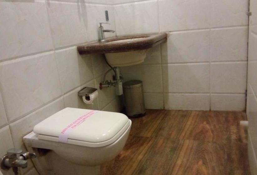 ホテル N S International