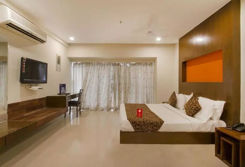 ホテル Oyo 1410 Country Club Begumpet