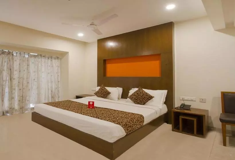 ホテル Oyo 1410 Country Club Begumpet
