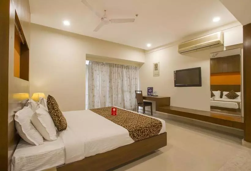 ホテル Oyo 1410 Country Club Begumpet