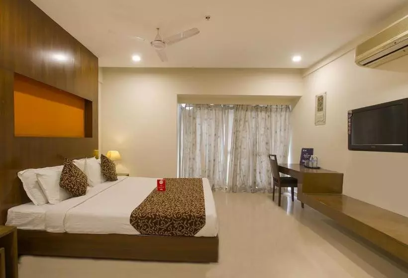 ホテル Oyo 1410 Country Club Begumpet