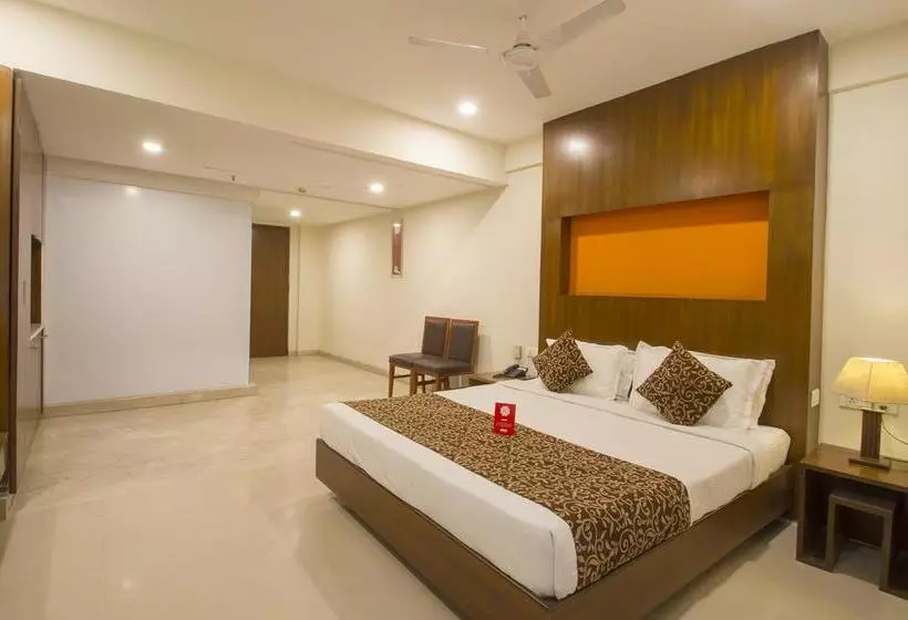 ホテル Oyo 1410 Country Club Begumpet