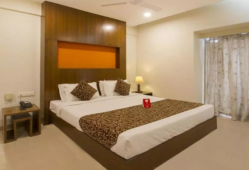 ホテル Oyo 1410 Country Club Begumpet
