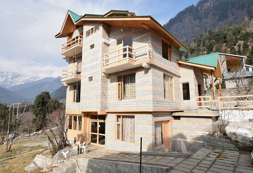 בית מלון כפרי Oyo 4782 Manzana Woodlet Cottage