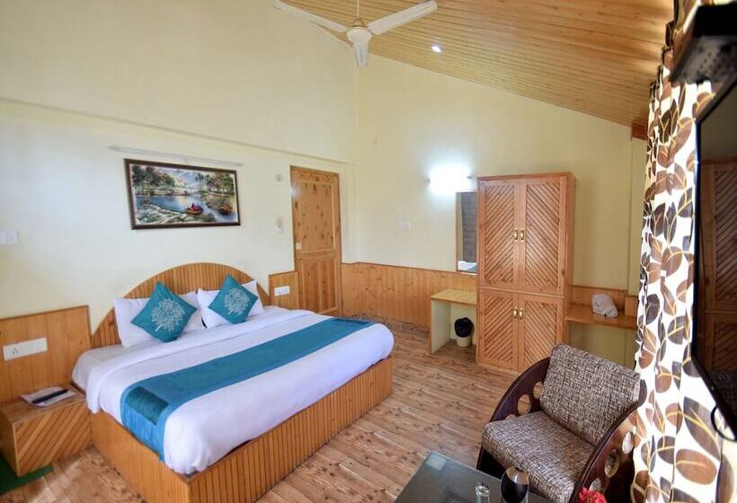 בית מלון כפרי Oyo 4782 Manzana Woodlet Cottage