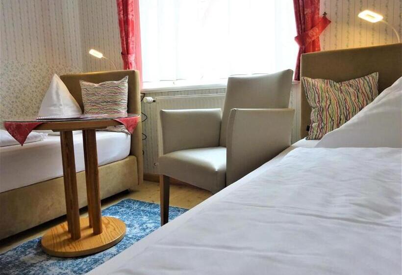 בית מלון כפרי Pension Zur Fährbrücke