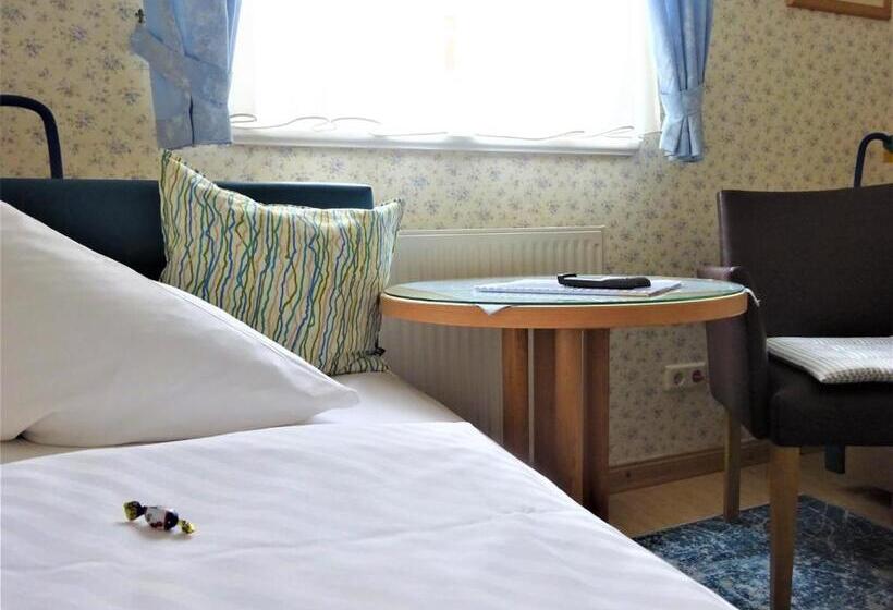 בית מלון כפרי Pension Zur Fährbrücke