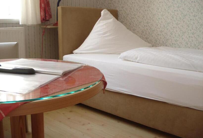 בית מלון כפרי Pension Zur Fährbrücke