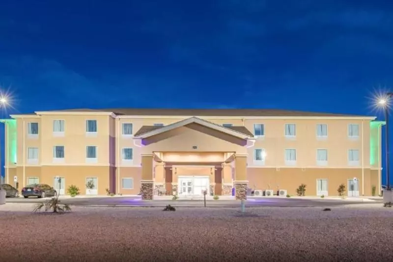 Hotelli Quality Inn & Suites Carlsbad Caverns Area