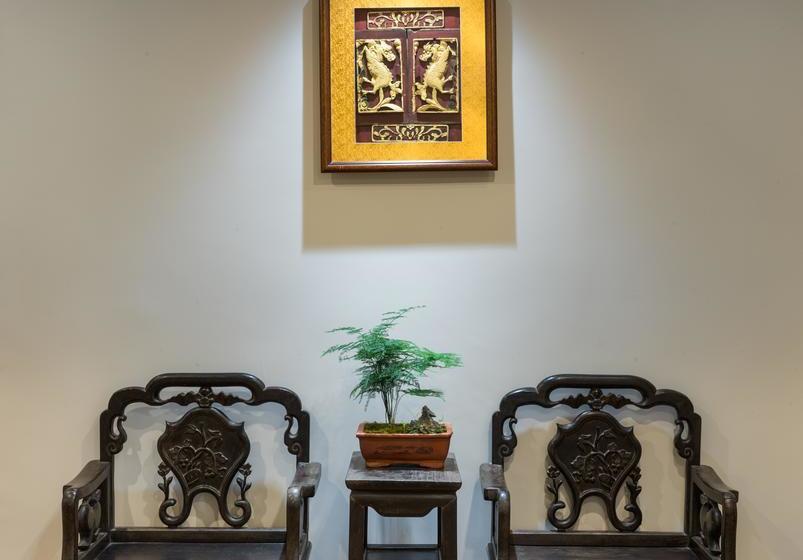 בית מלון כפרי Riverside Inn Guilin Central