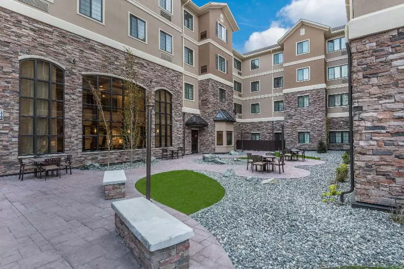 ホテル Staybridge Suites Anchorage, An Ihg