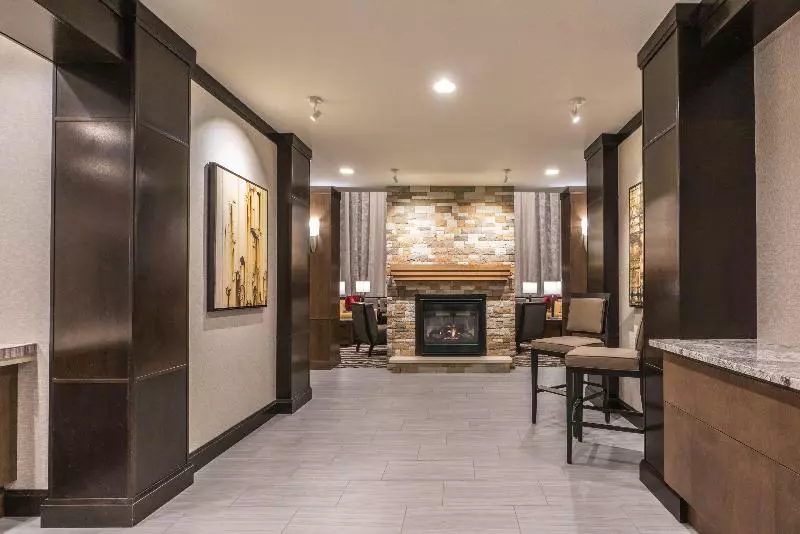 ホテル Staybridge Suites Anchorage, An Ihg