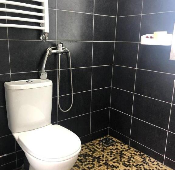 ユースホステル Baron Munchausen Guest House