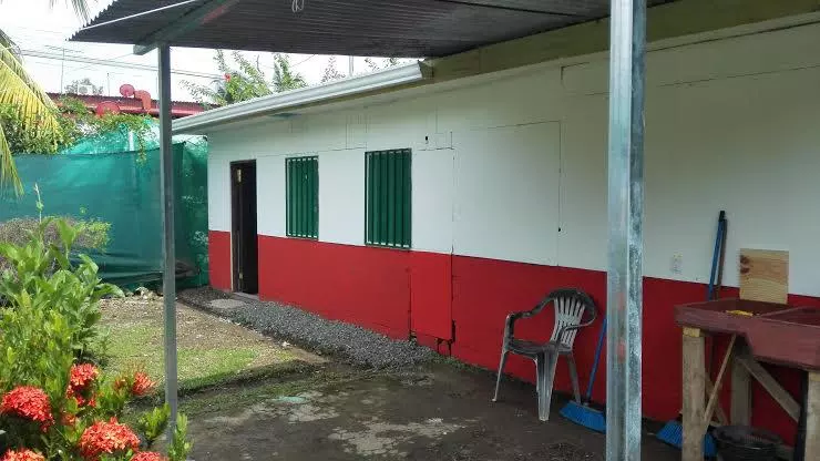 Retkeilymaja Blue Sunshine