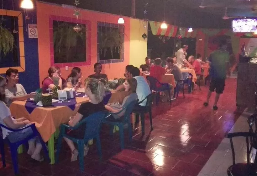 Retkeilymaja Blue Sunshine