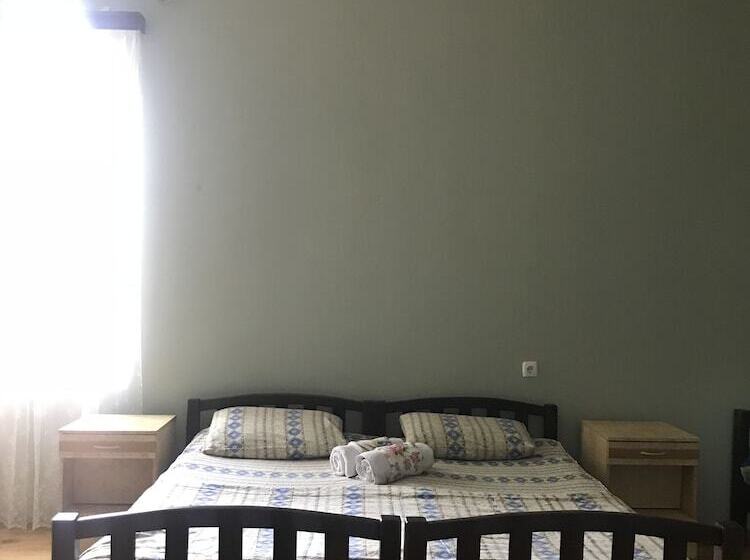 هاستل Mimino Guest House