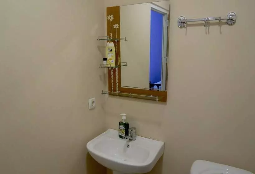 هاستل Mimino Guest House