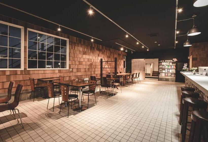 호스텔 Noboribetsu Guest House Aka & Ao