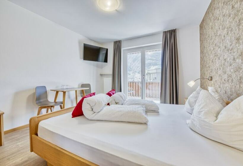 ベッドアンドブレックファースト Garni Schmiedhof