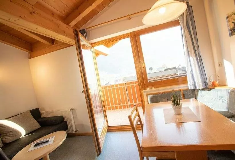 Aamiaismajoitus (B&B) Garni Schmiedhof