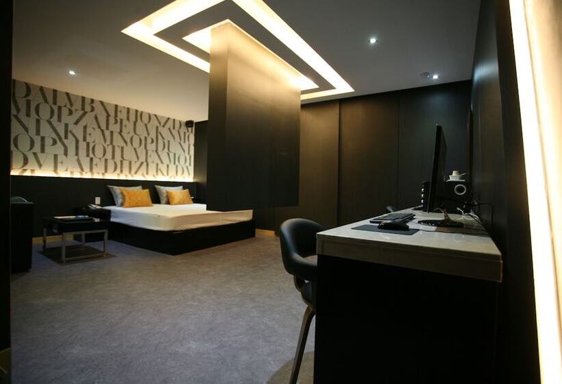 مُتل Design T Ulsan