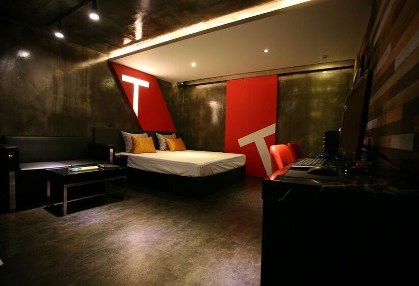 مُتل Design T Ulsan