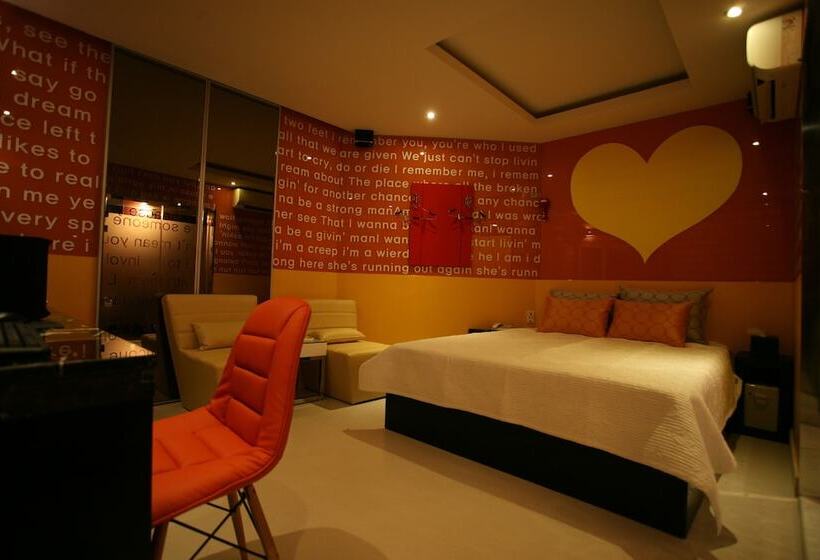 مُتل Design T Ulsan