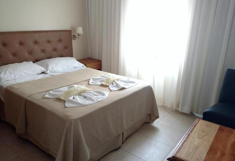 בית מלון כפרי Gladiador