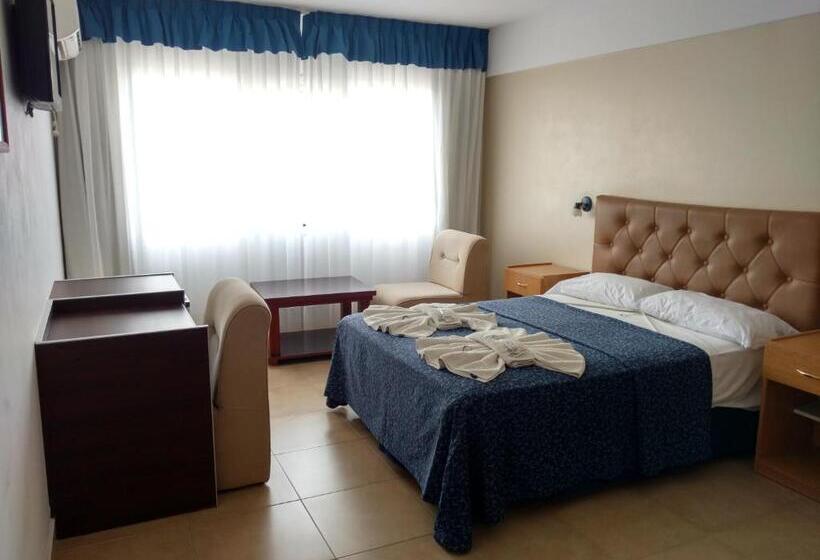 בית מלון כפרי Gladiador