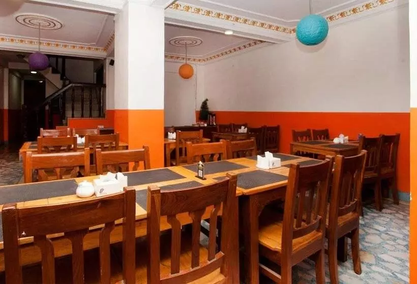 هتل Kathmandu Regency