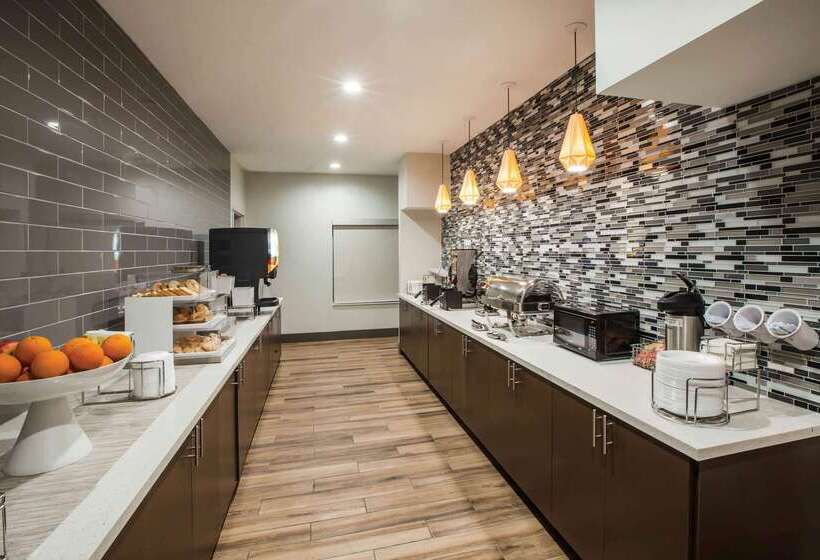 בית מלון כפרי La Quinta By Wyndham Owasso