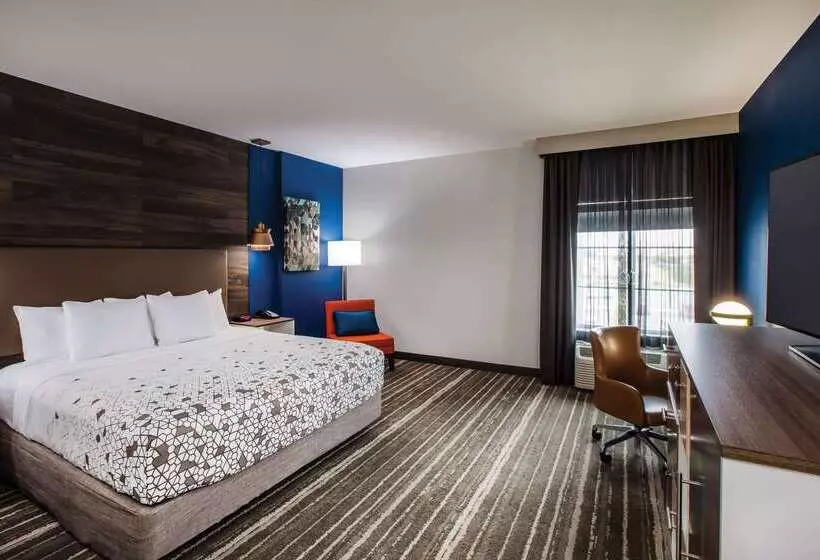 Hotelli La Quinta By Wyndham Owasso