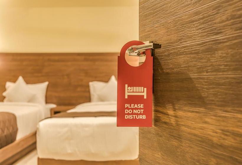 Hôtel Fab Adlon International