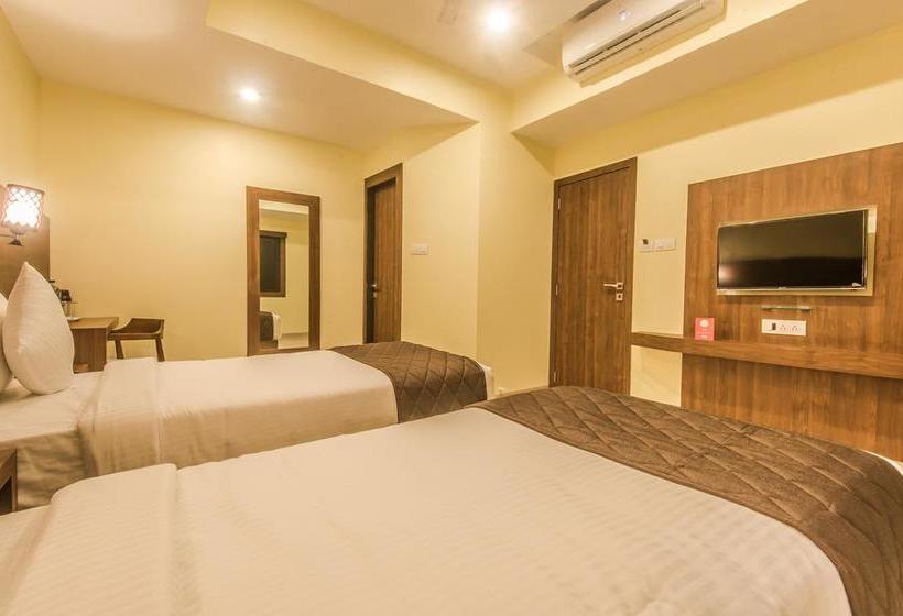 Hôtel Fab Adlon International