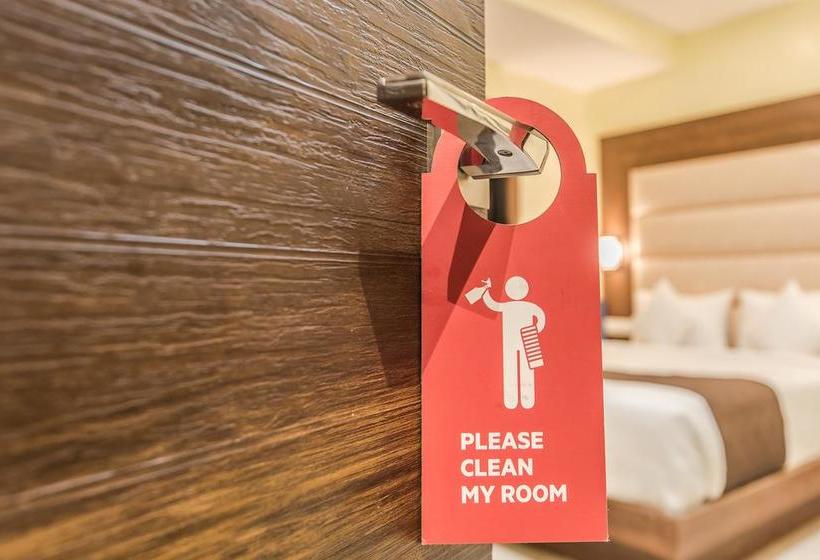 Hôtel Fab Adlon International