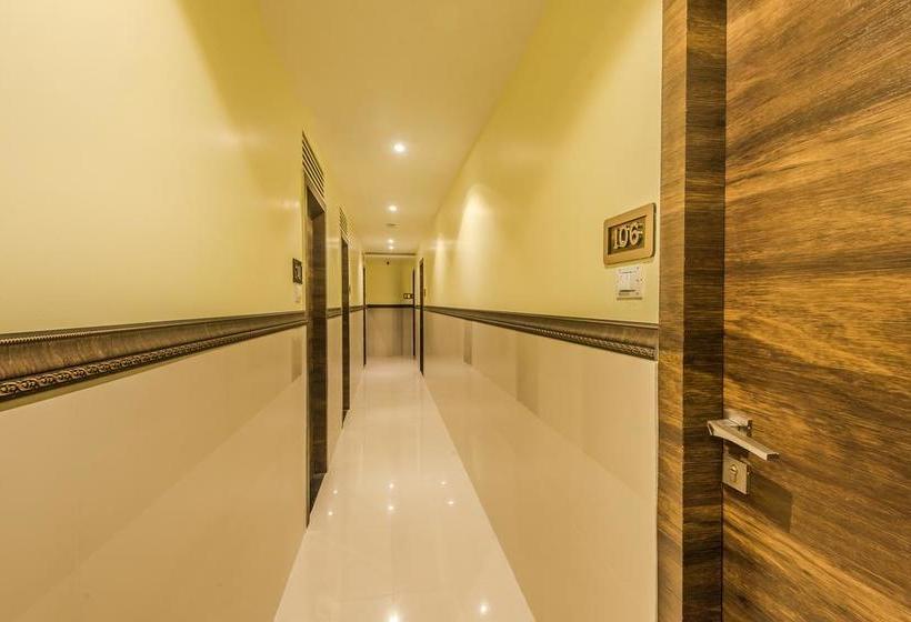 Hôtel Fab Adlon International