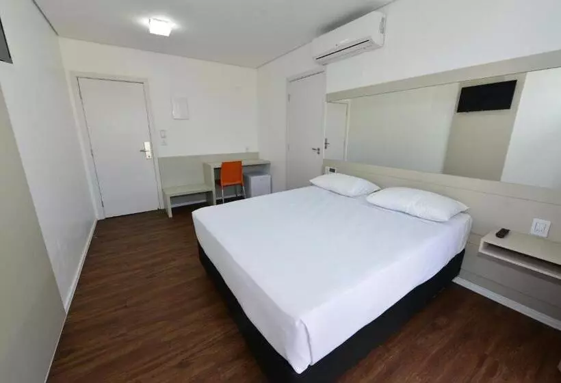 ホテル Panorama Economic