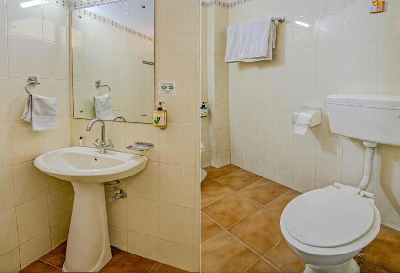 בית מלון כפרי Treebo Bliss