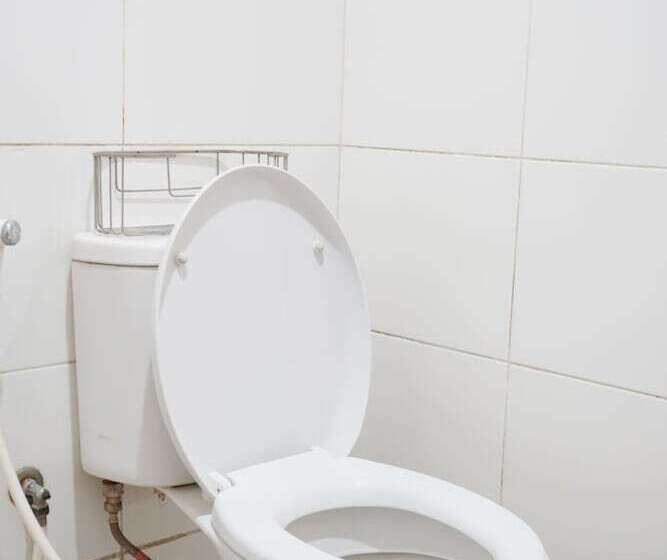 בית מלון כפרי Urooms Tanah Abang