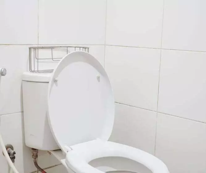 ホテル Urooms Tanah Abang