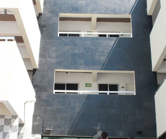 ホテル Venados Inn