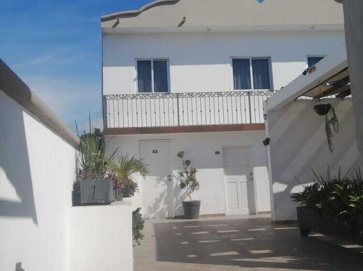 ホテル Venados Inn