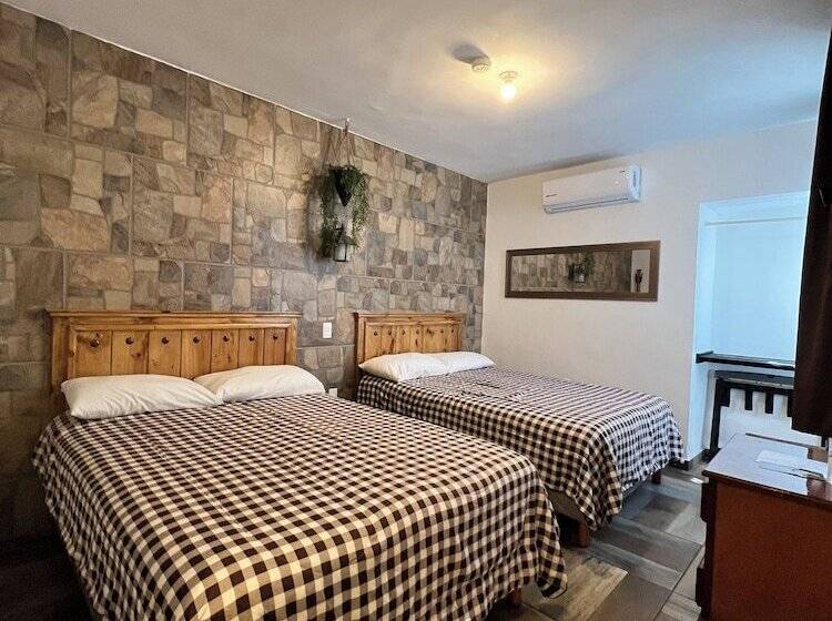 ホテル Venados Inn