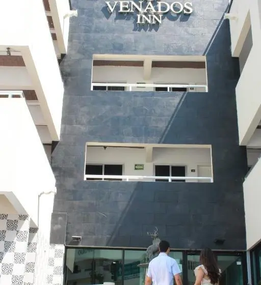 هتل Venados Inn