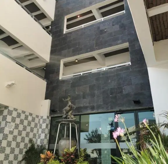 هتل Venados Inn