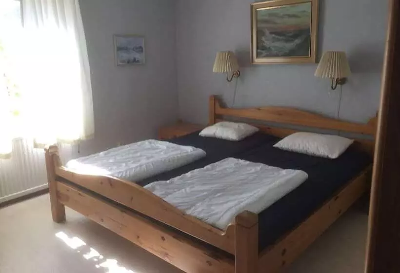 Kungshamns Vandrarhem